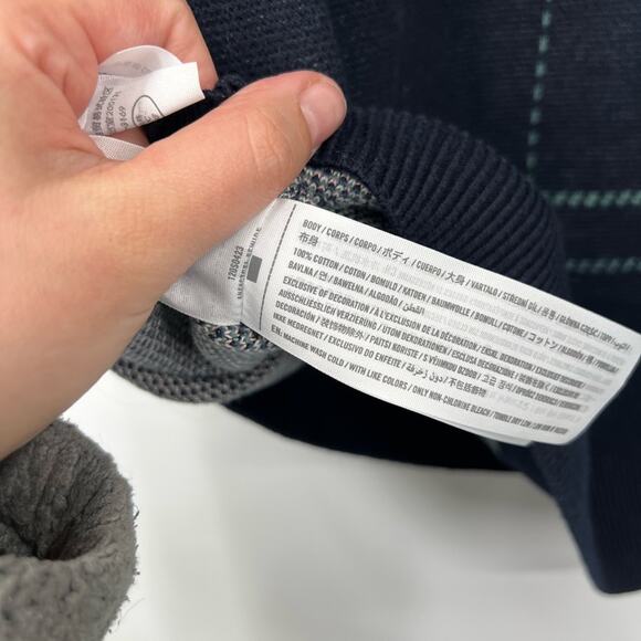 Abercrombie & Fitch Men’s Oversized Plaid Knit Sweater Vest NWT - Picture 7 of 7